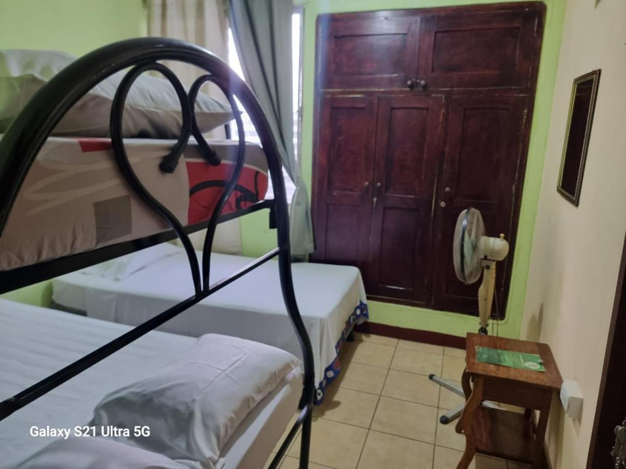 Hostal San Antonio Леон Экстерьер фото