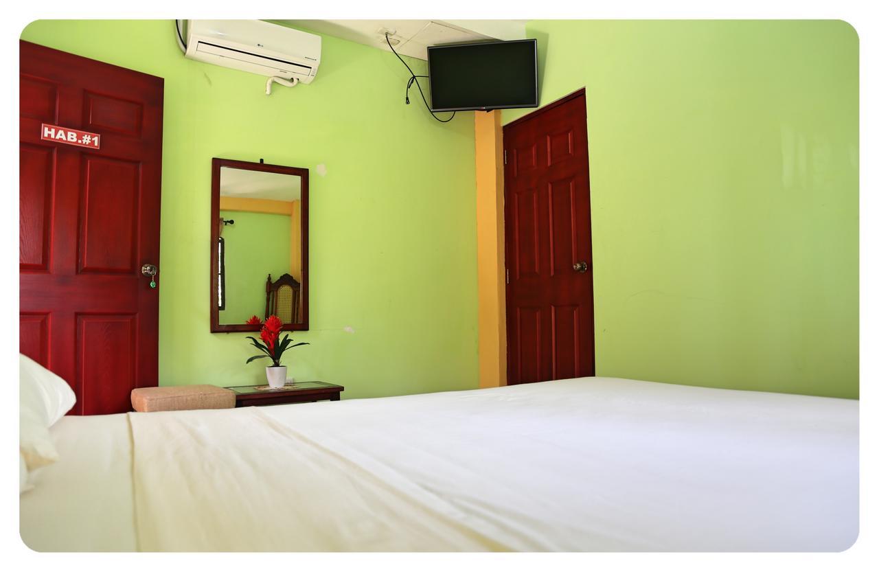 Hostal San Antonio Леон Экстерьер фото