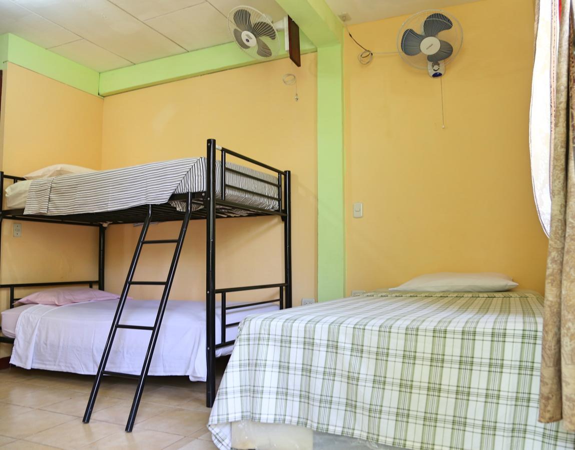 Hostal San Antonio Леон Экстерьер фото