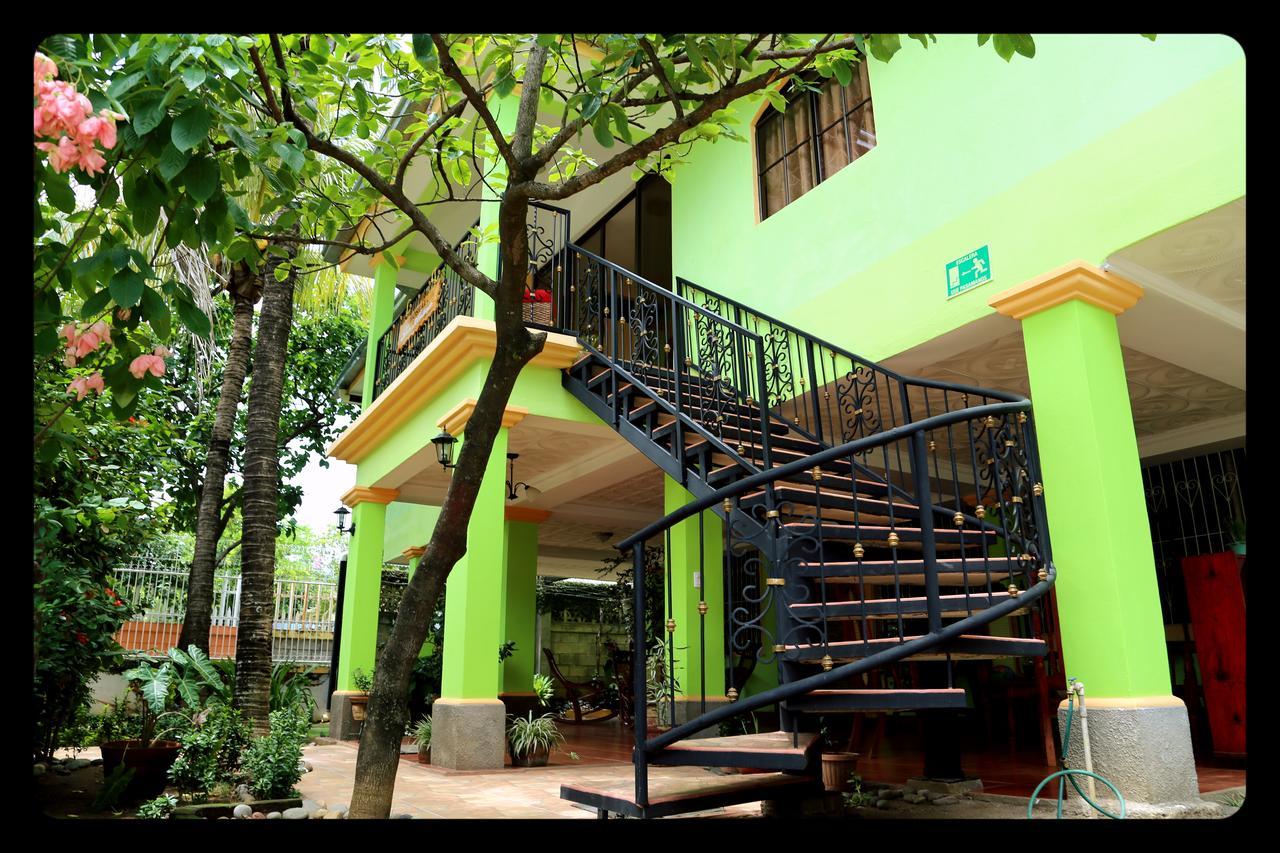 Hostal San Antonio Леон Экстерьер фото
