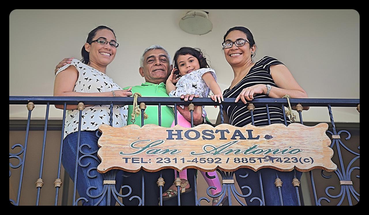 Hostal San Antonio Леон Экстерьер фото