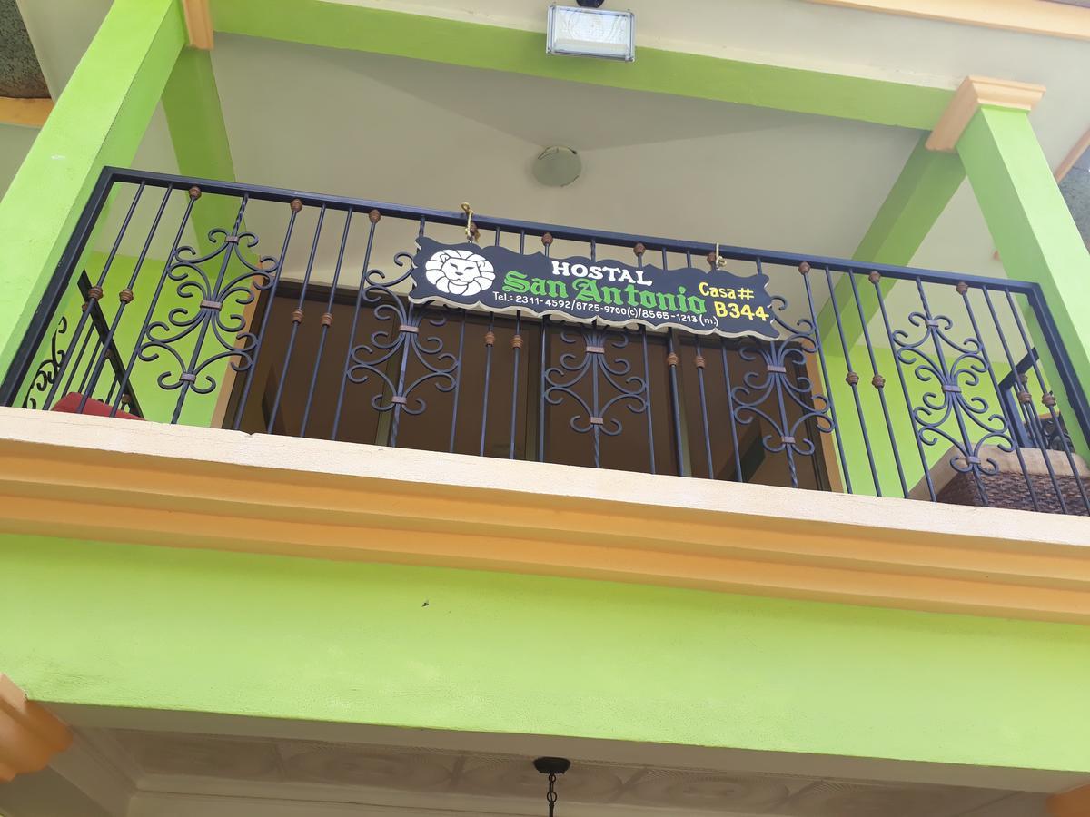 Hostal San Antonio Леон Экстерьер фото